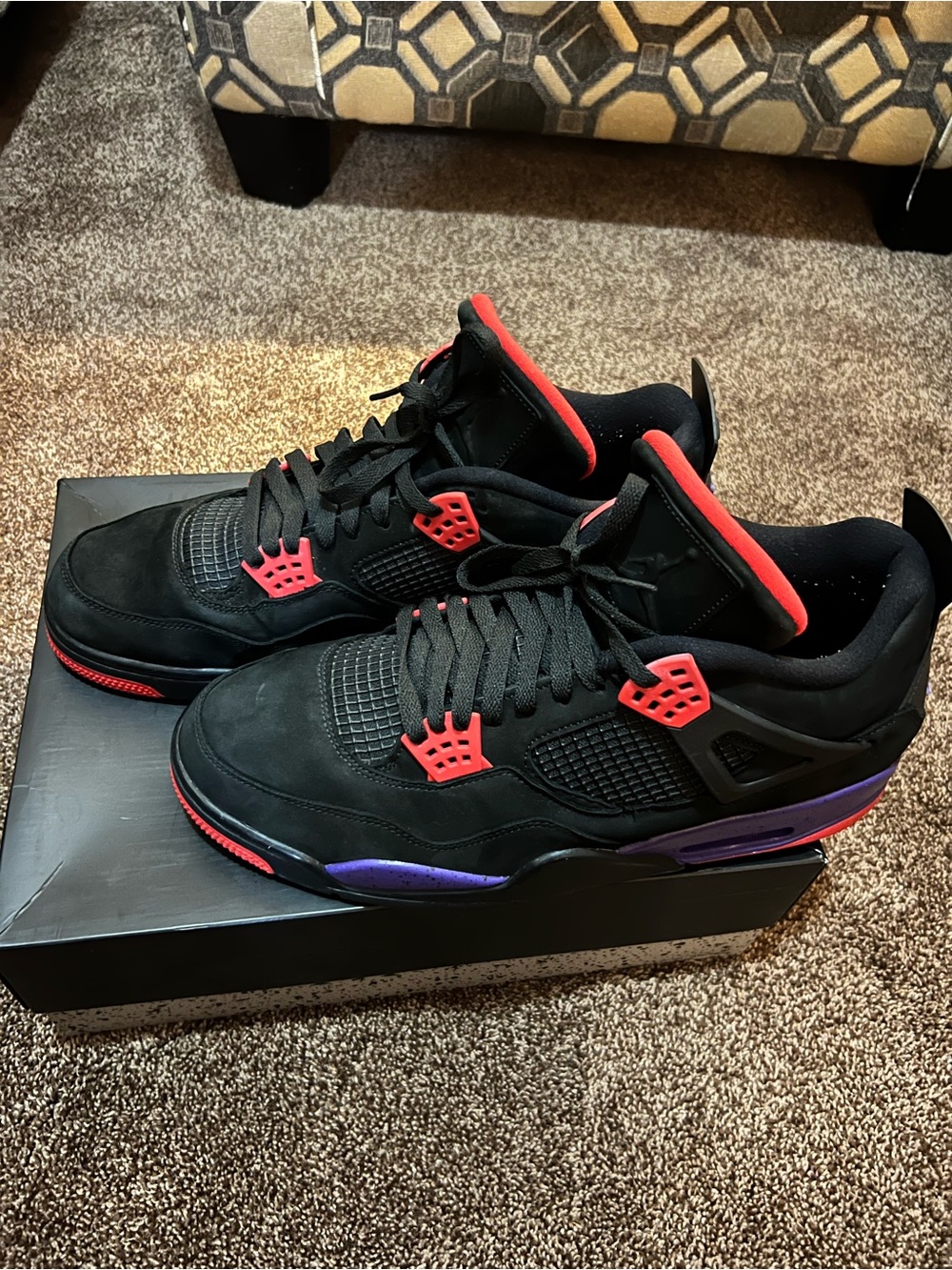 Jordan 4 Raptors - Picture 2 of 8
